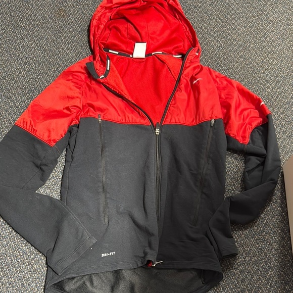 Nike running sweatshirt small // 061368 - Picture 1 of 2